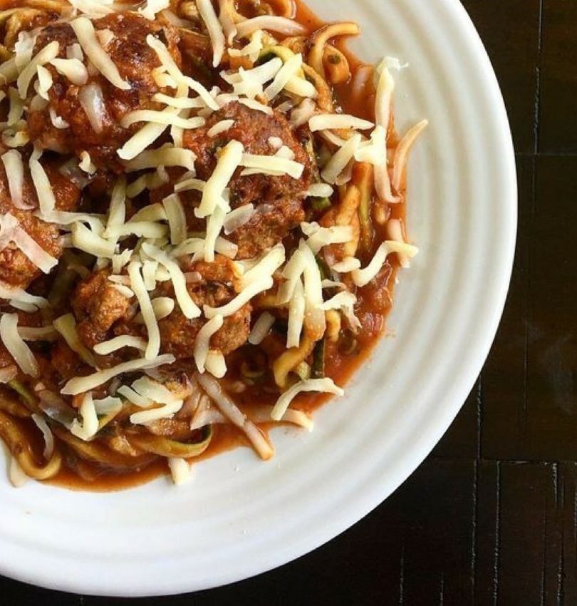 zuccini pasta with meatballs