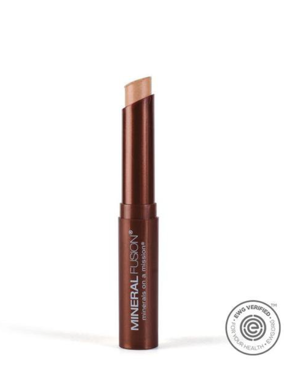 natural makeup brand